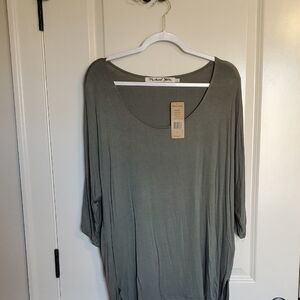 🎅 🟦 Michael Stars Women's Military Green Tunic Top